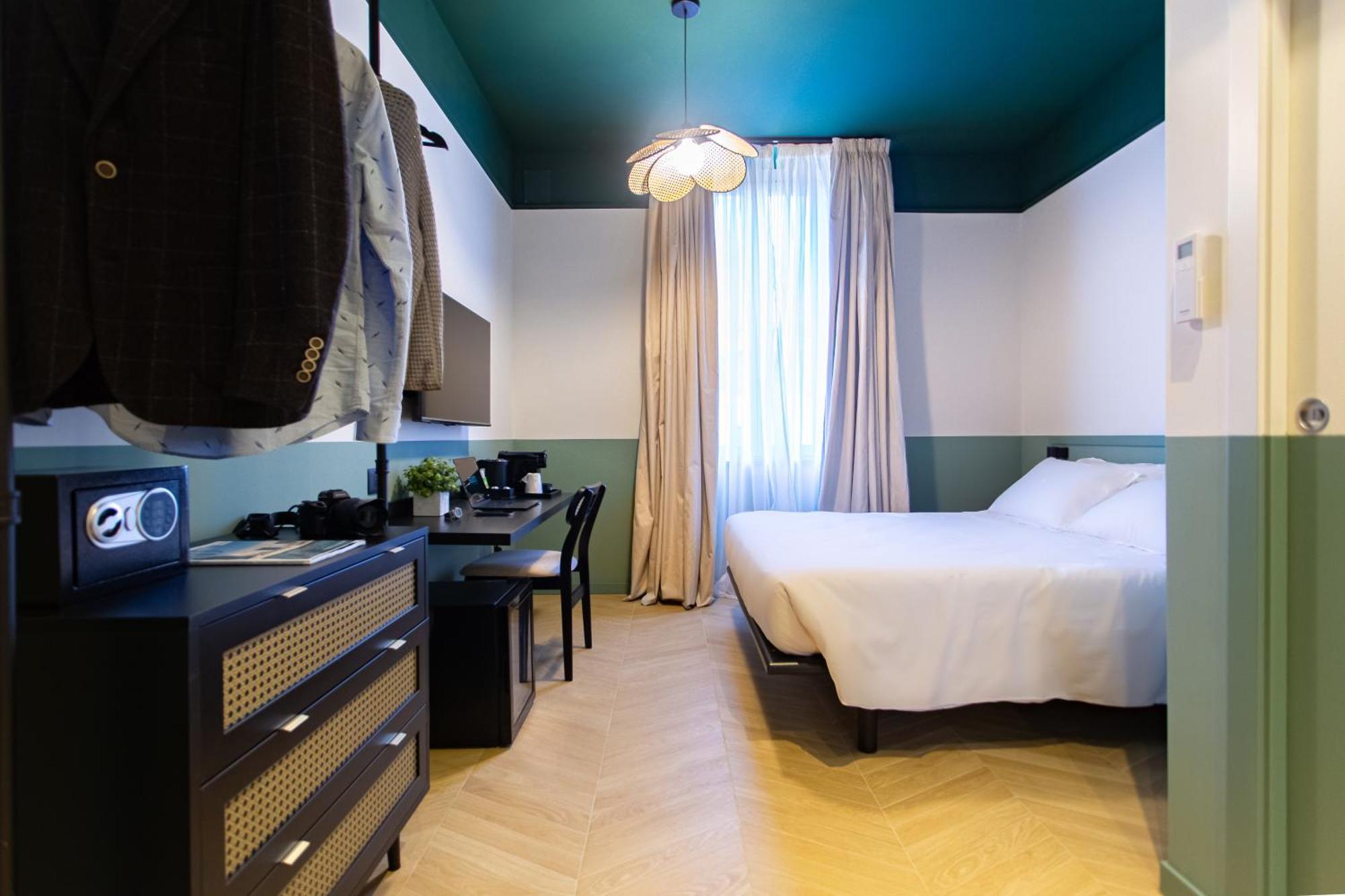 Saint Suites — Photos 1